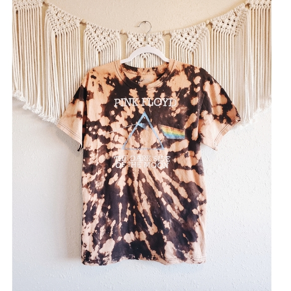 Urban Outfitters Tops - PINK FLOYD Bleach Graphic Band Crewneck Tee M